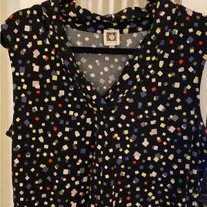 Women’s Anne Klein V-neck sleeveless top